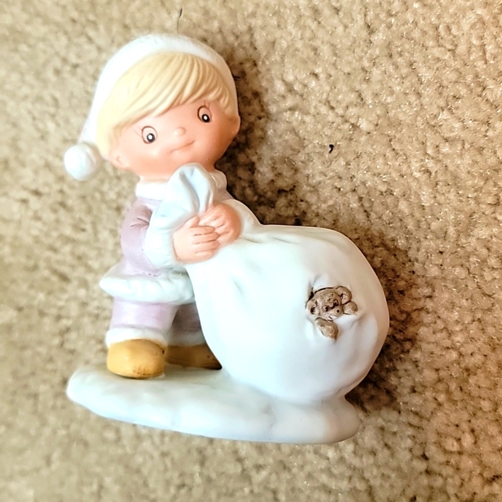 Precious Moments Vintage Figurine - 5613 Boy Dragging Bag